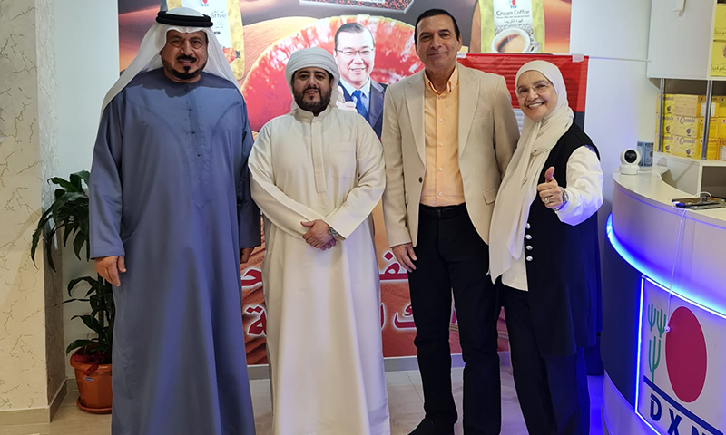 about-02-अनस्माश्ड